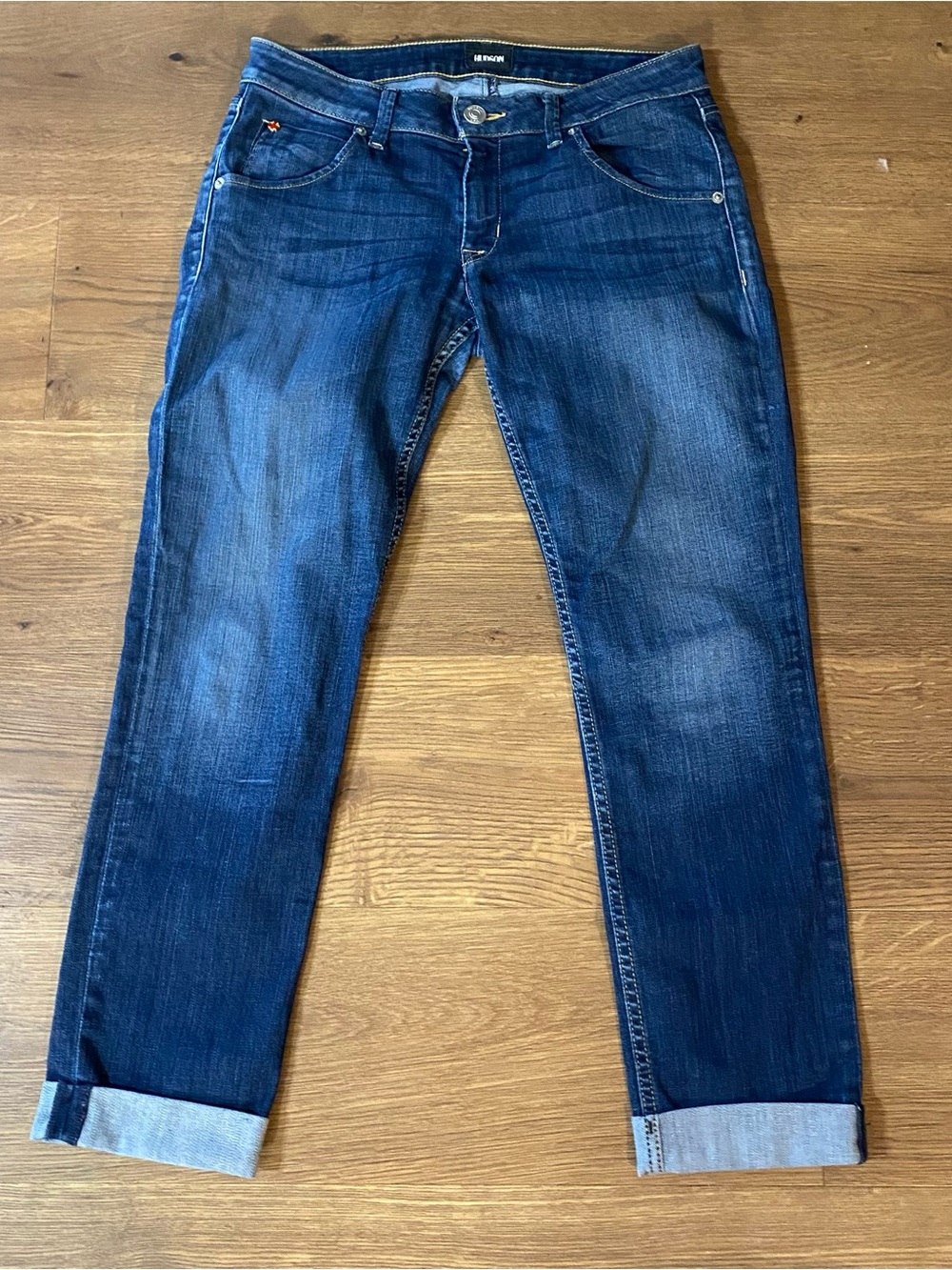 Hudson Bacara Crop size 28